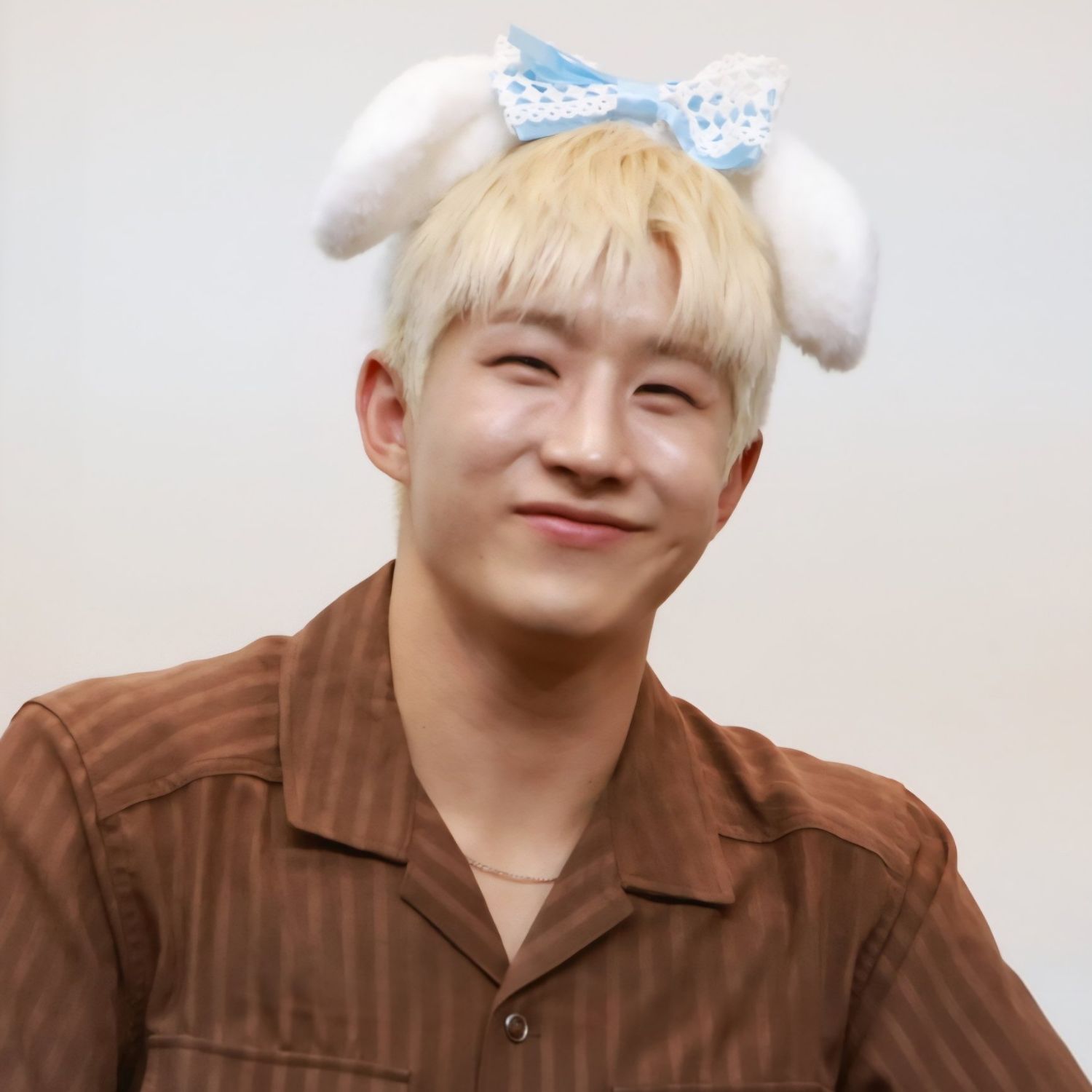Jinjin (ASTRO)的最新照片