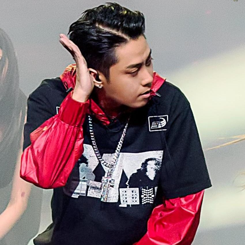 Recent activity shot of Eun Jiwon (SECHSKIES)