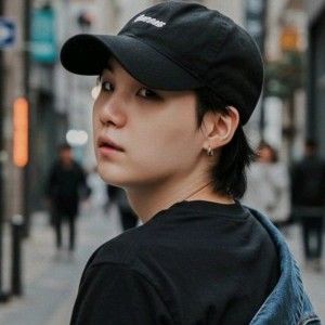 Behind-the-scenes cut of SUGA (BTS)