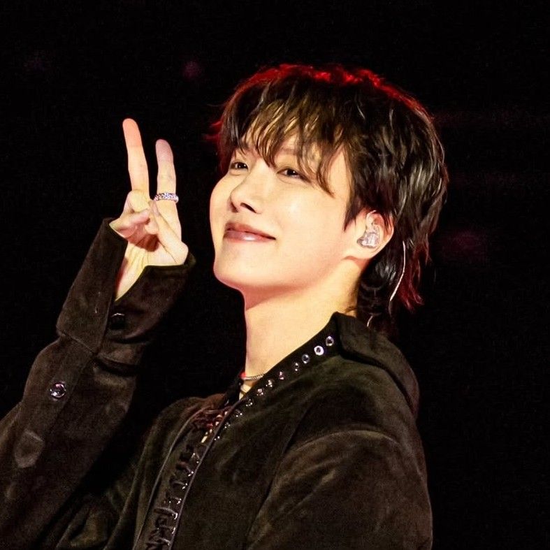 J-hope (防彈少年團)的幕後花絮