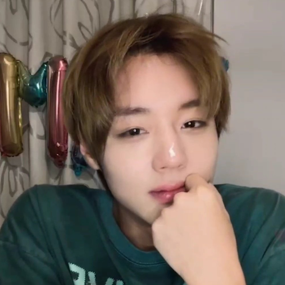 A moment captured by Park Jihoon's fan