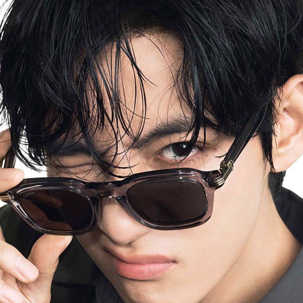 V (BTS)の最新写真