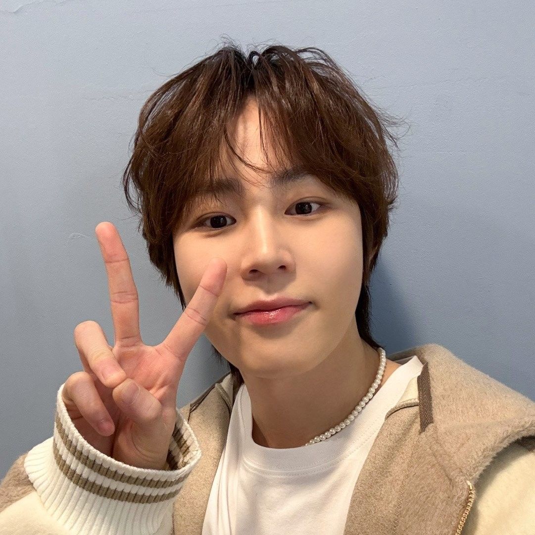 Behind-the-scenes cut of Ha Sungwoon
