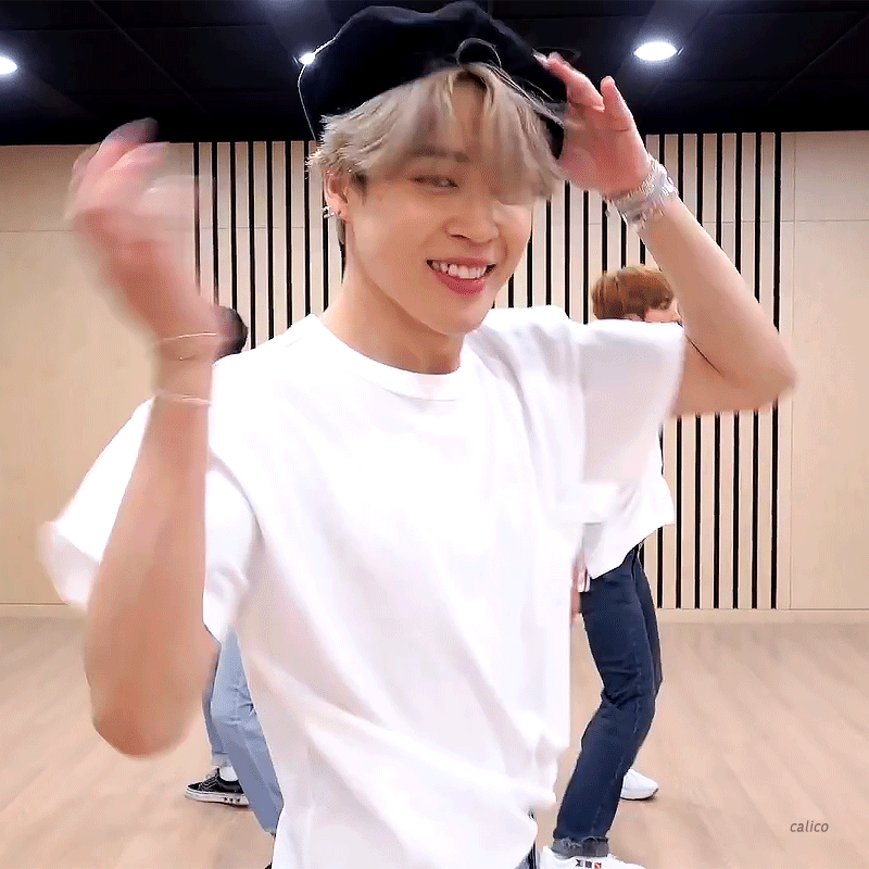 A moment captured by Jimin (BTS)'s fan