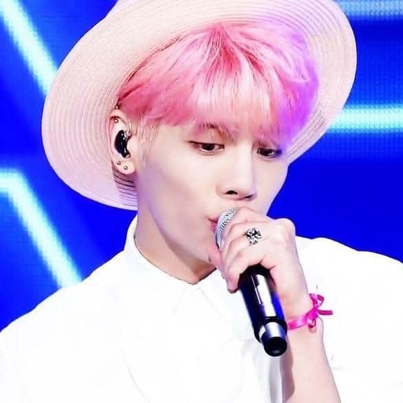 鐘鉉 (SHINee)的最新照片