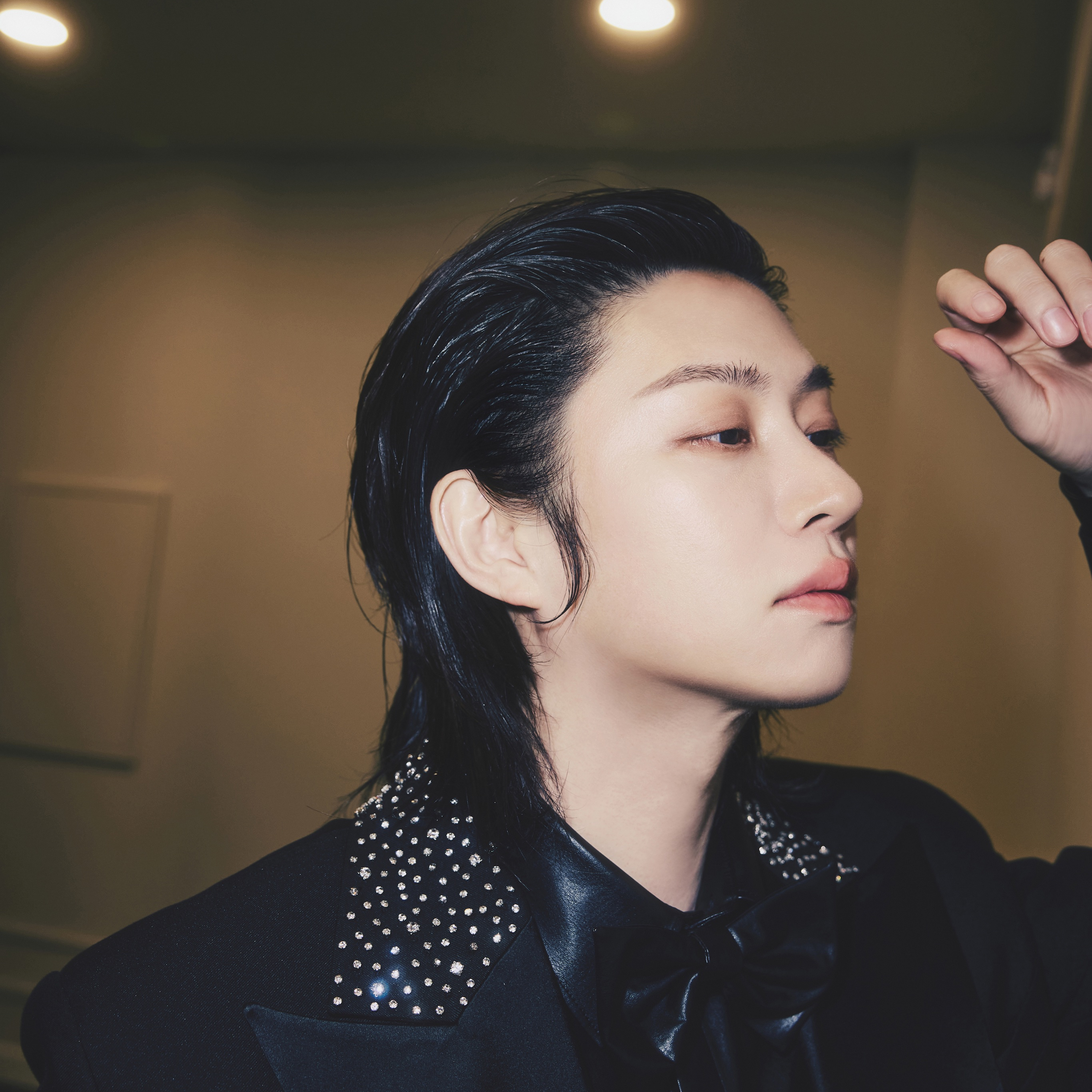 Behind-the-scenes cut of Heechul (Super Junior)