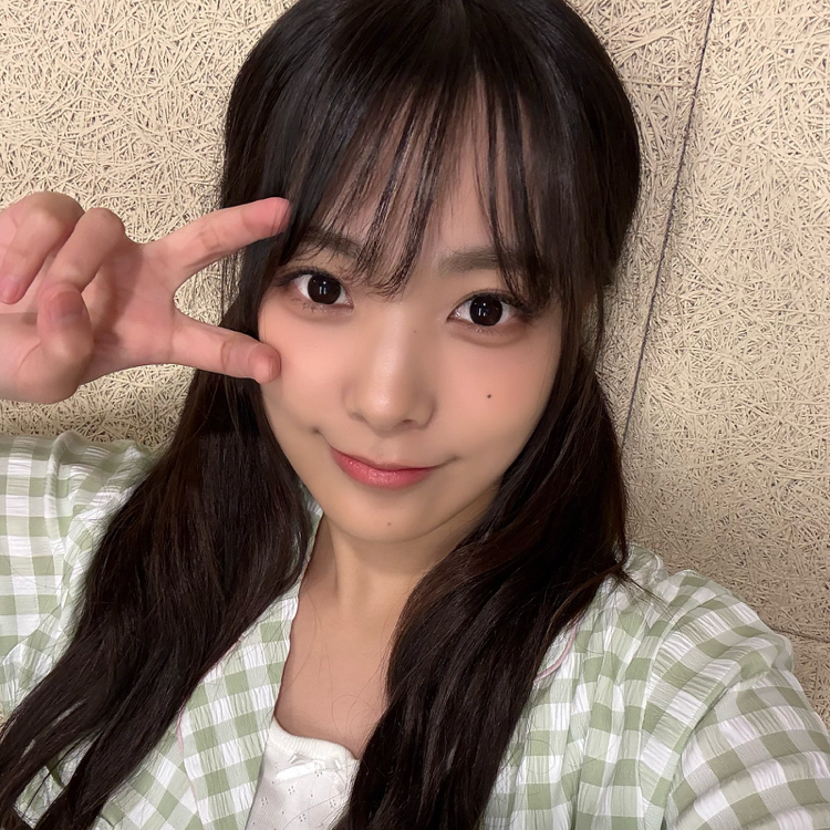 시연 (QWER)의 비하인드 컷