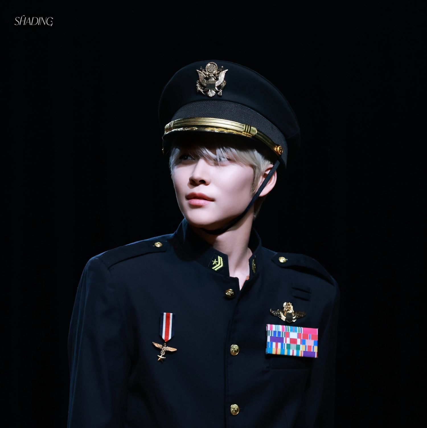 Behind-the-scenes cut of Eunseok (RIIZE)