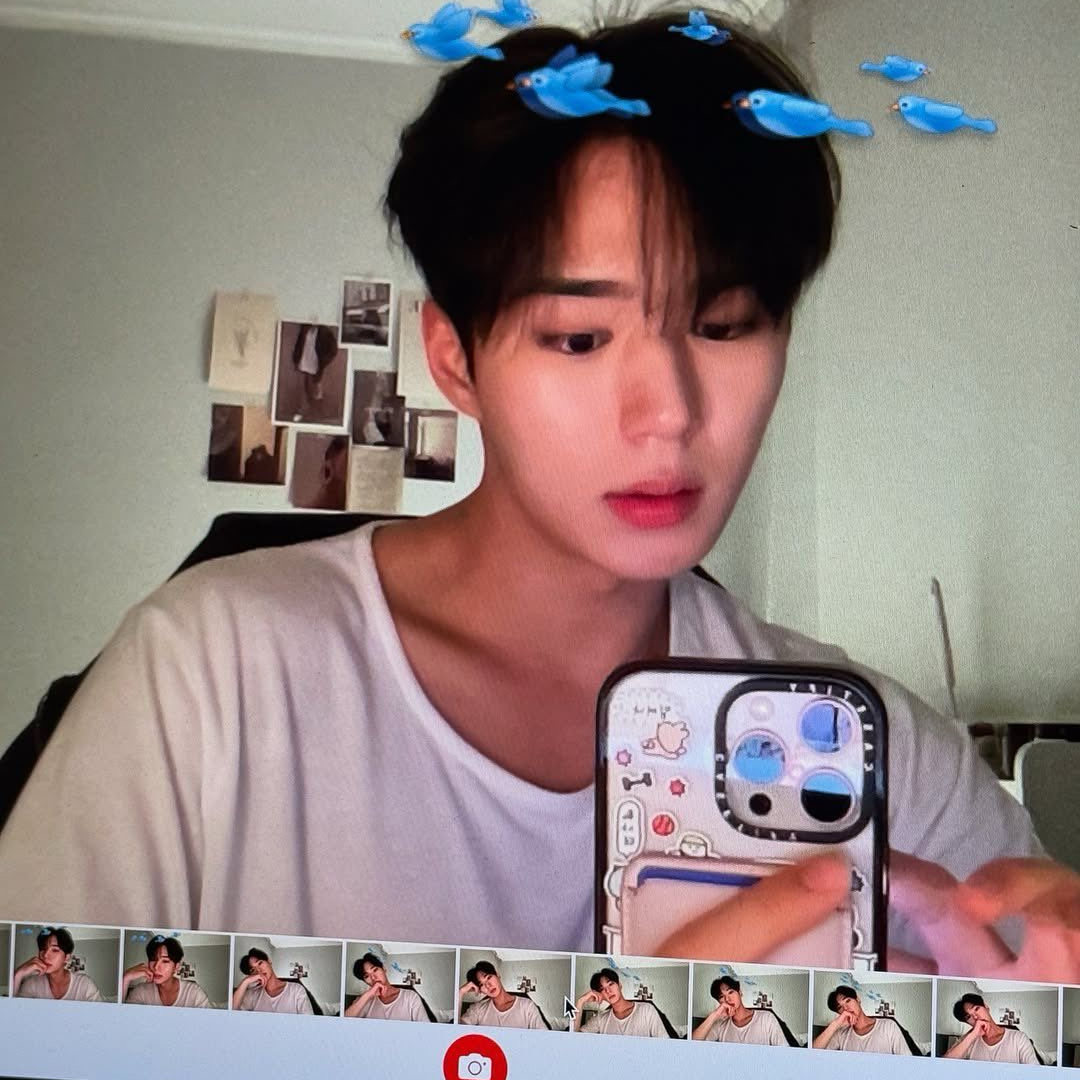 Recent activity shot of Kim Junseo (WEi)