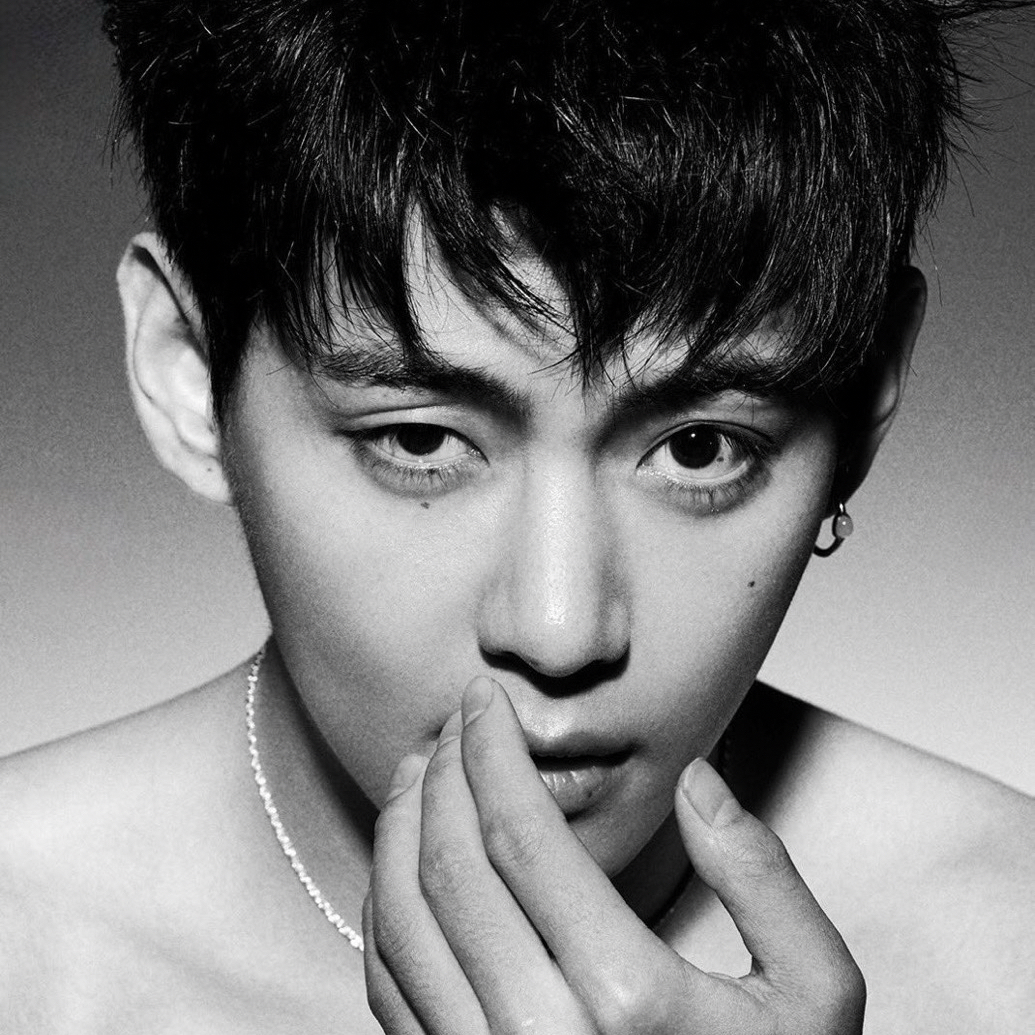 뷔 (방탄소년단)의 비하인드 컷