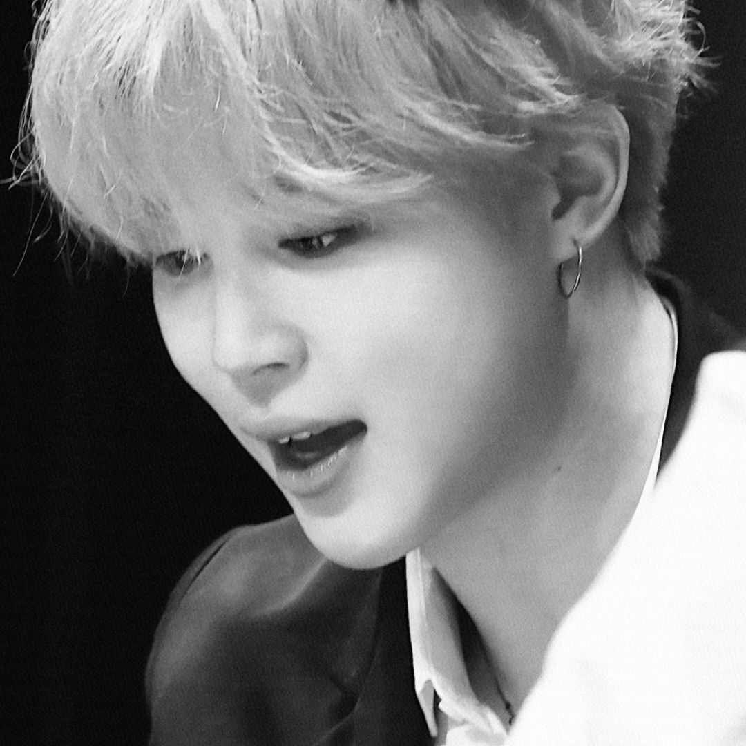 Foto aktivitas terbaru Jimin (BTS)