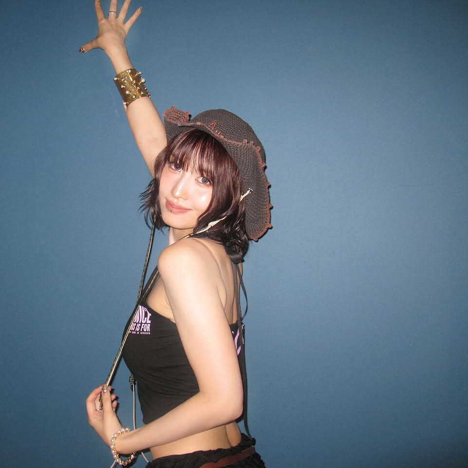 모모 (TWICE) 최근 활동샷