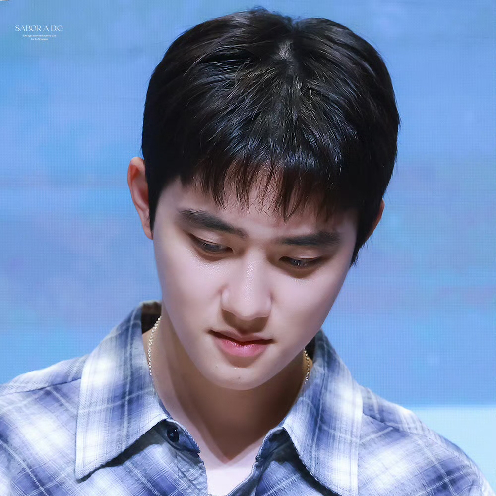 A moment captured by EXO's fan