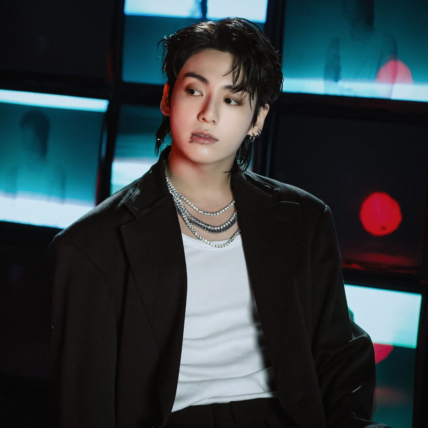 Latest photo of Jungkook (BTS)