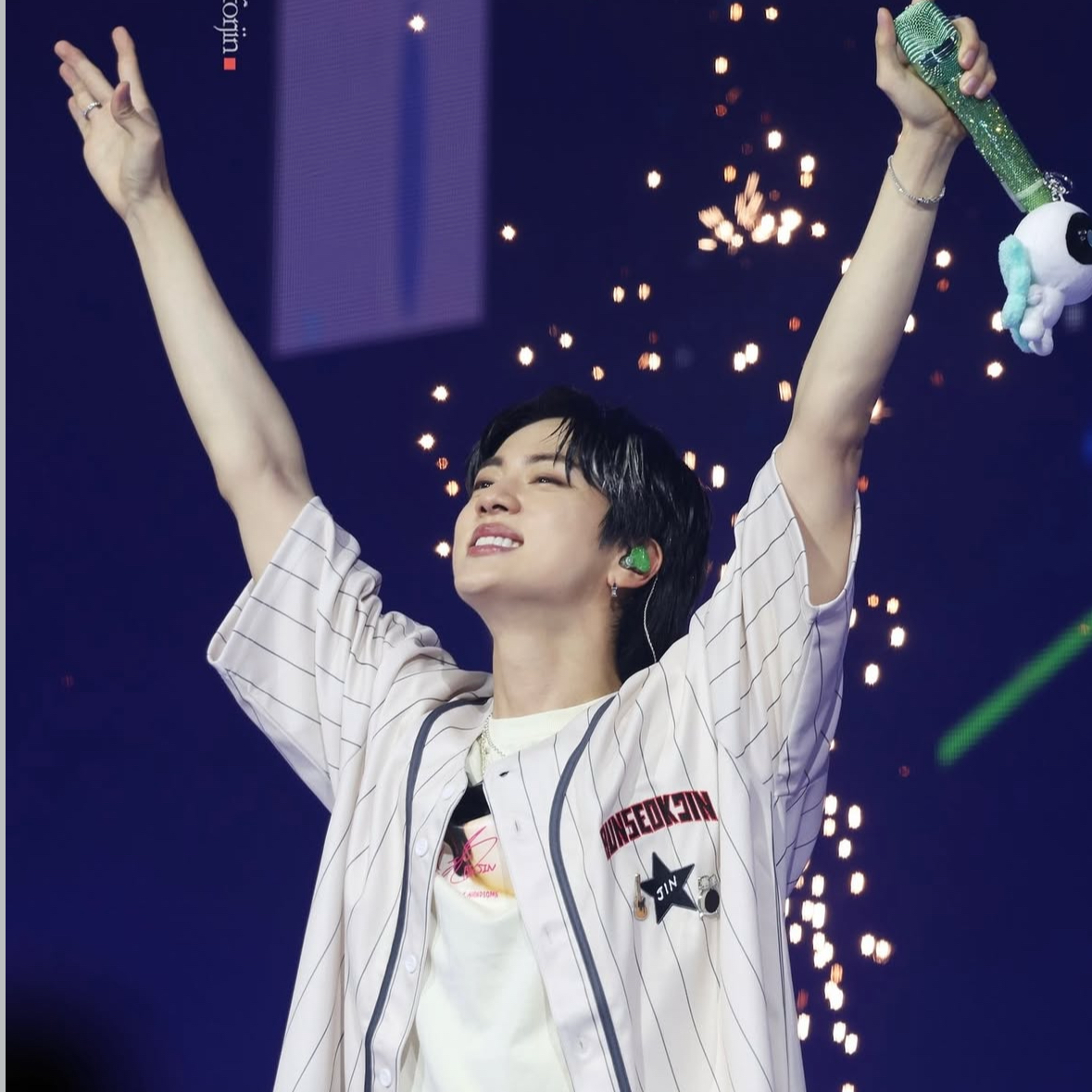 A moment captured by Jin (BTS)'s fan