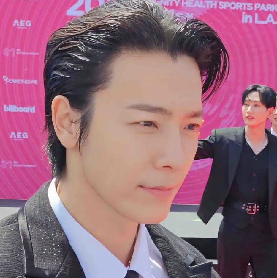 Latest photo of Super Junior