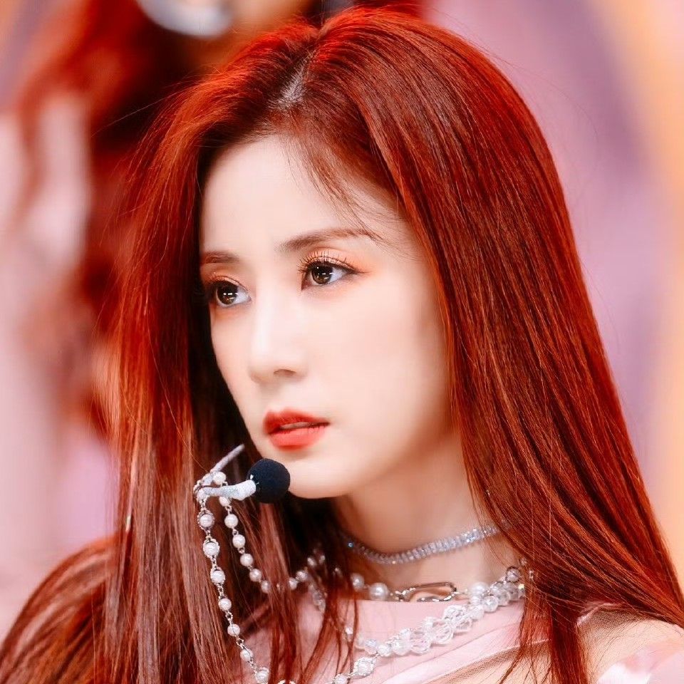 Potret di balik layar Park Chorong (Apink)