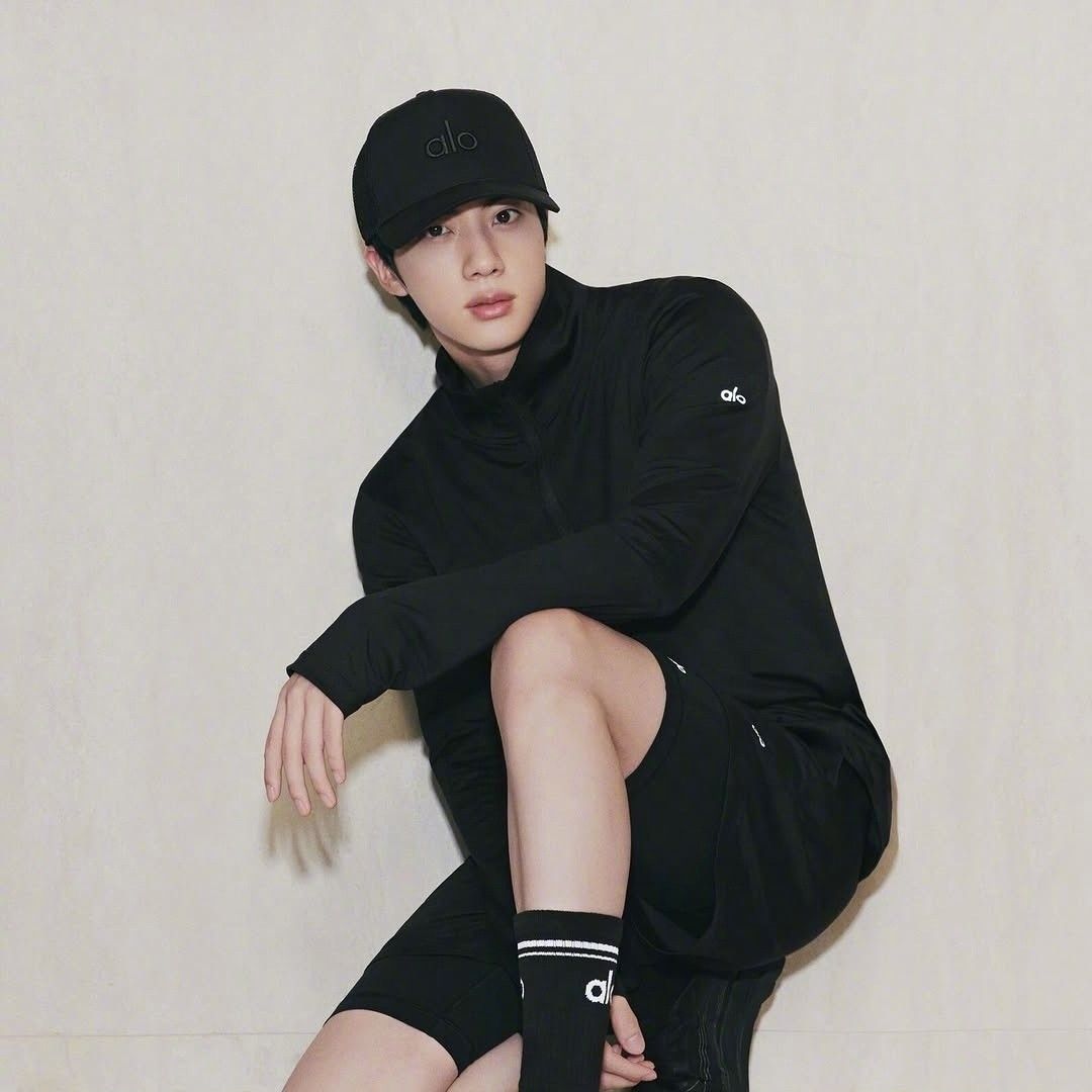 Behind-the-scenes cut of Jin (BTS)