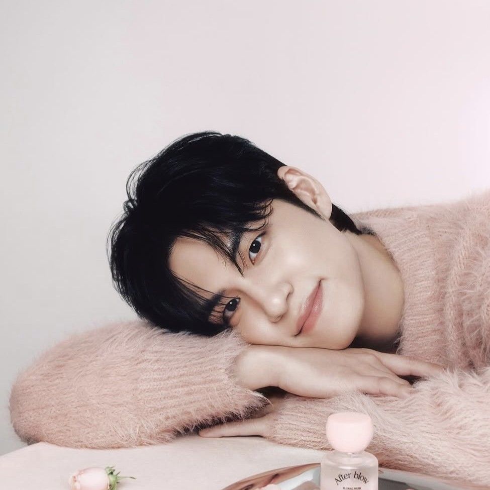 Latest photo of Wonpil (DAY6)