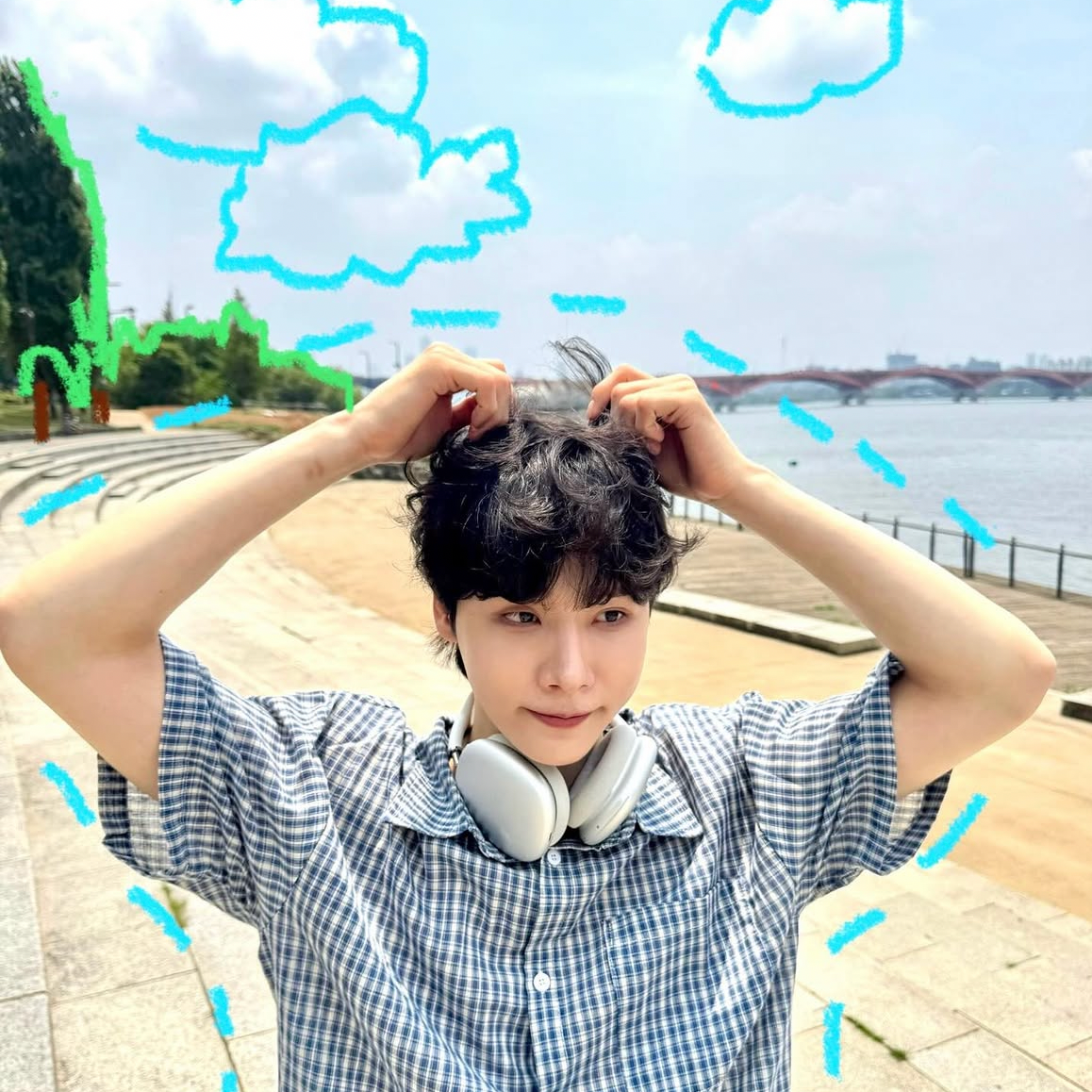 A moment captured by Jeon Woong (AB6IX)'s fan