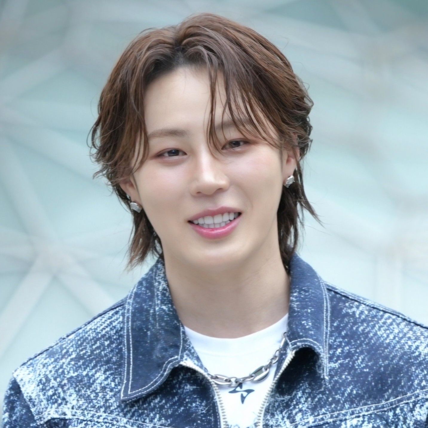 Latest photo of Ha Sungwoon
