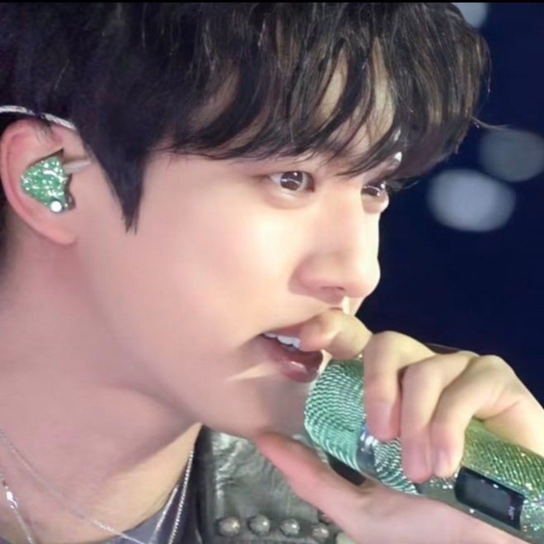 Foto terbaru Jin (BTS)