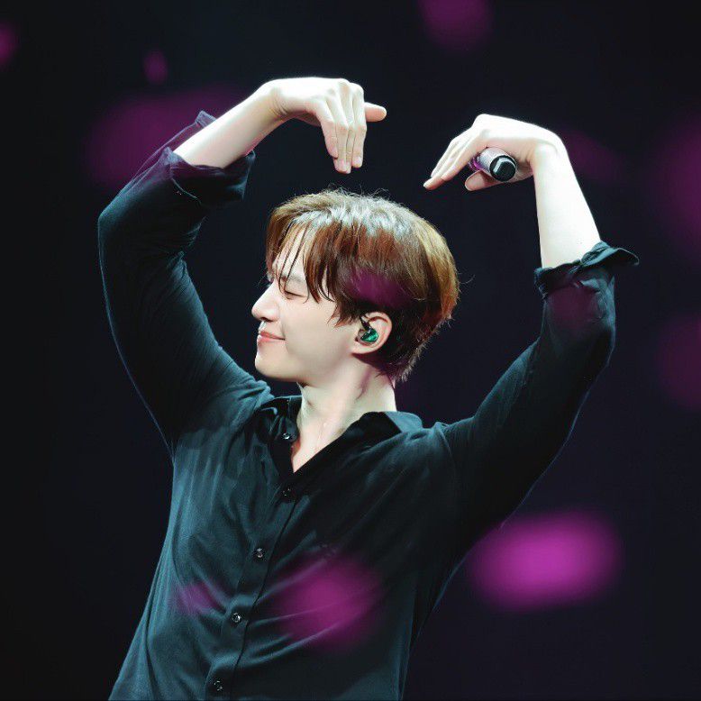 Behind-the-scenes cut of Junho (2PM)