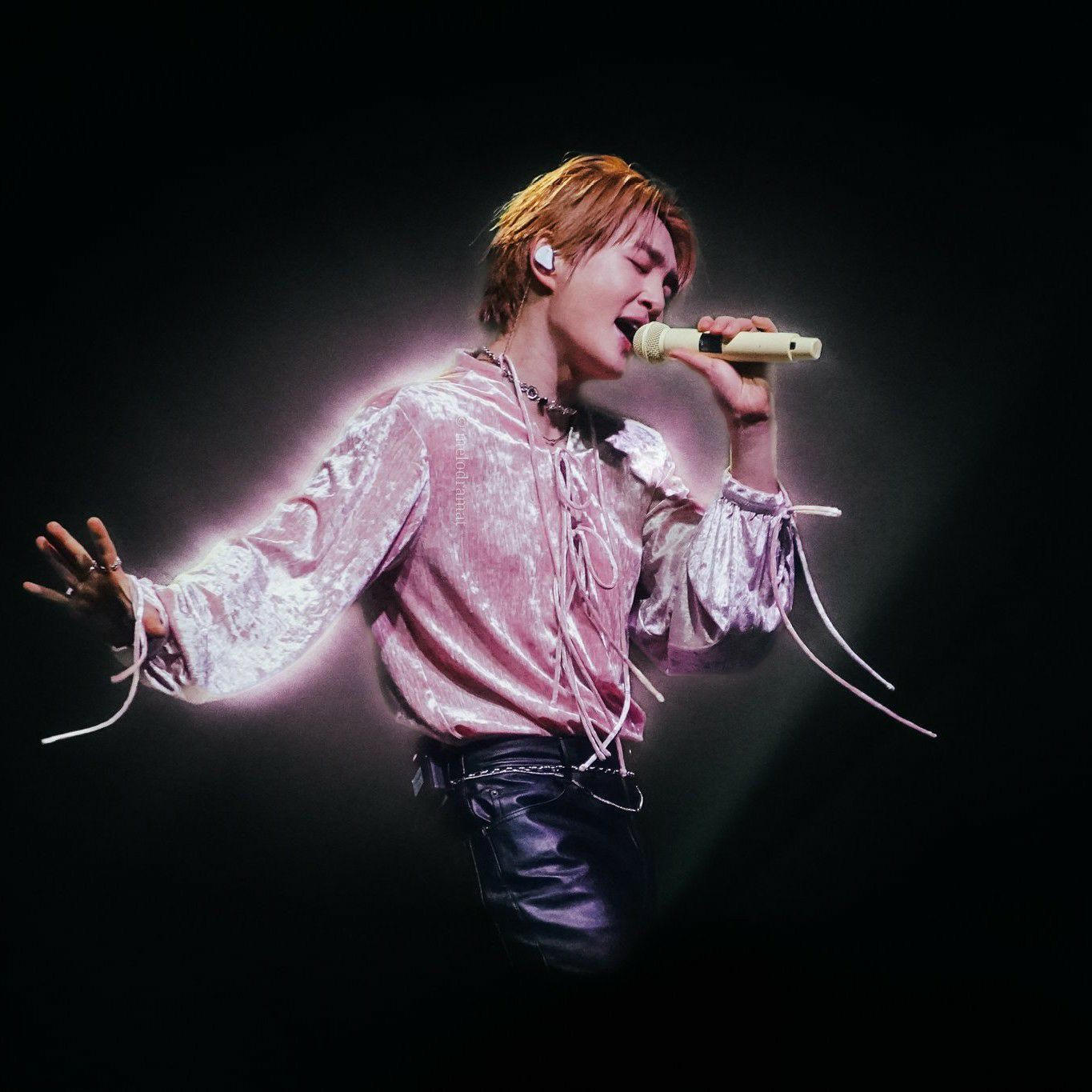 Recent activity shot of Onew (SHINee)