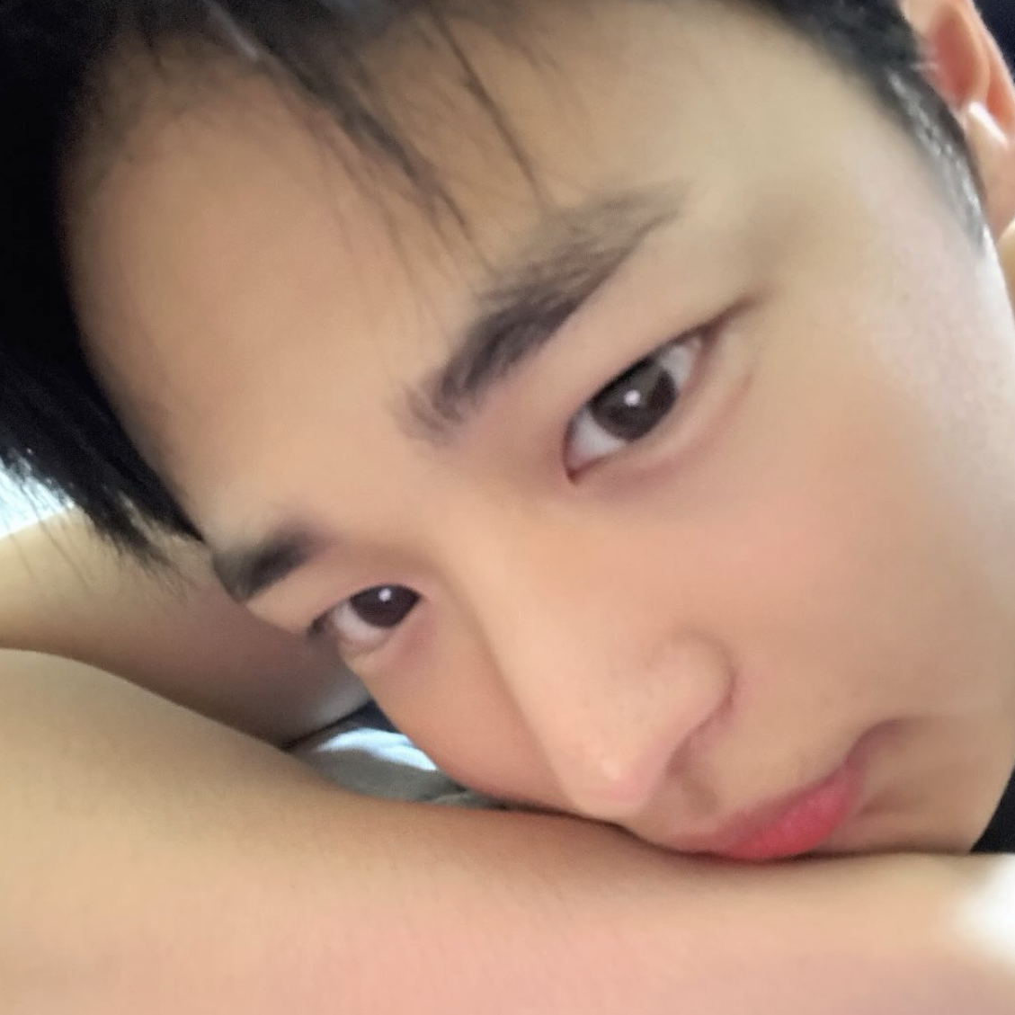 A moment captured by Choi Byungchan's fan