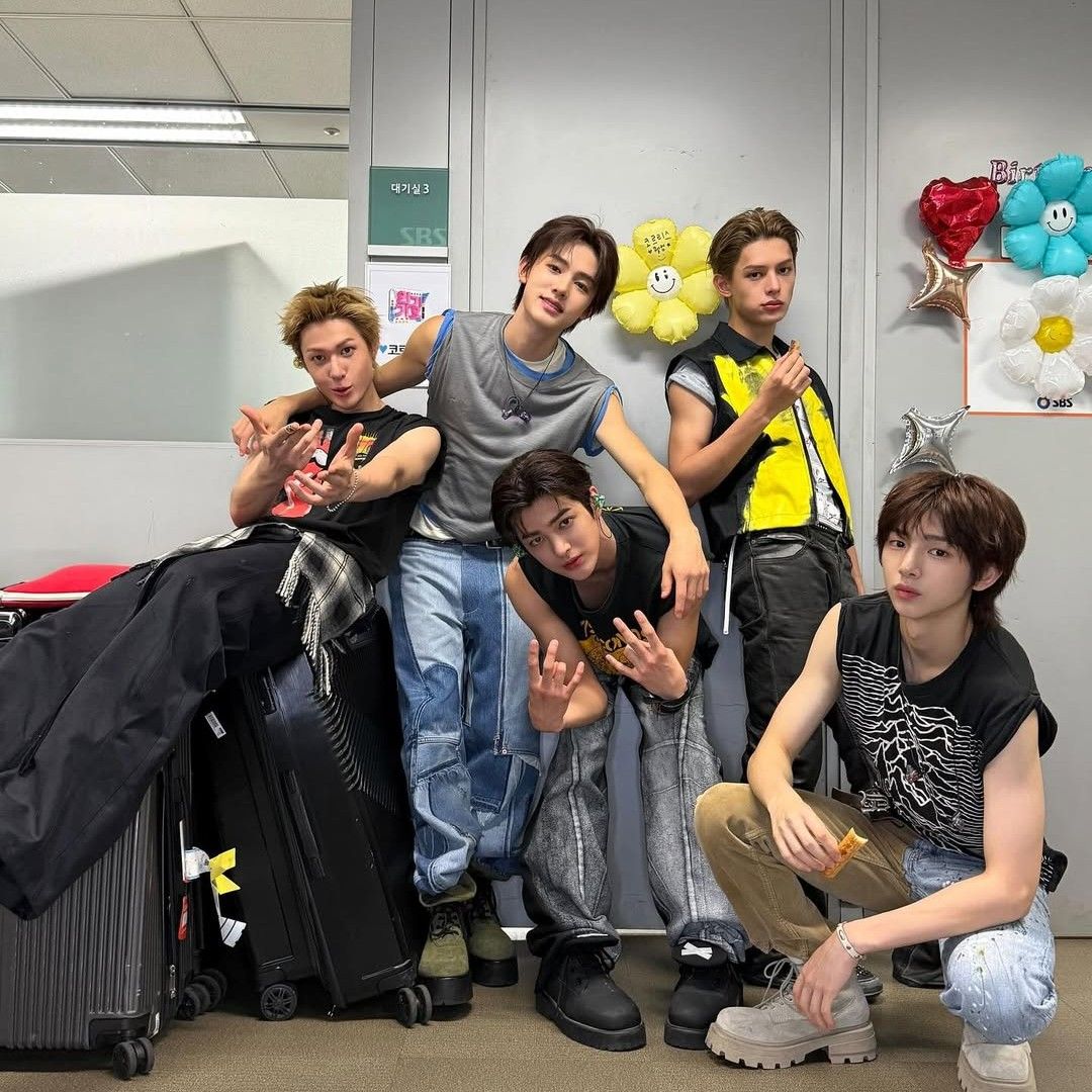 A moment captured by CORTIS's fan