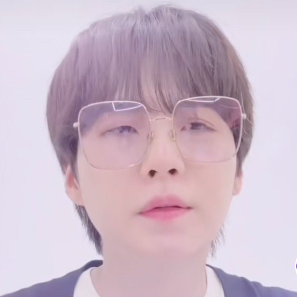 SUGA (BTS)の最近の活動写真