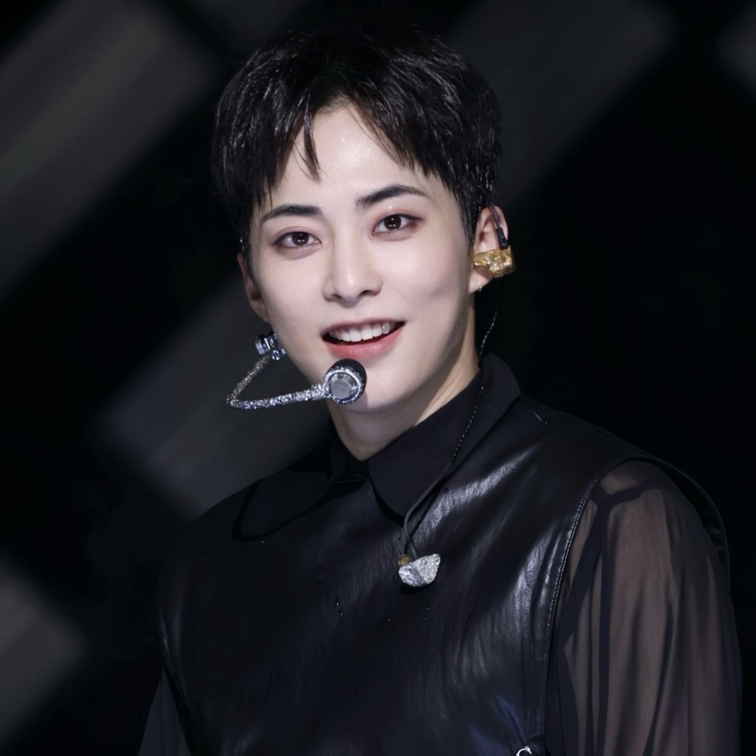 시우민 (EXO)의 최신 사진