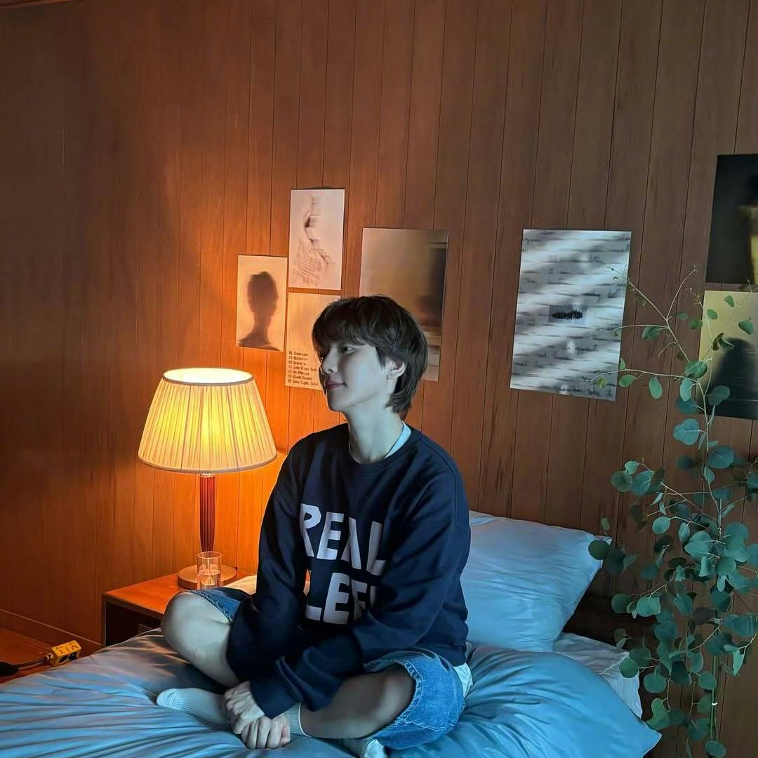 백현 (EXO)의 최신 사진