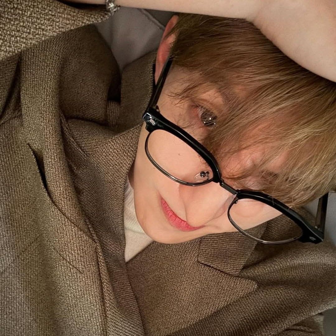 Behind-the-scenes cut of DK (SEVENTEEN)