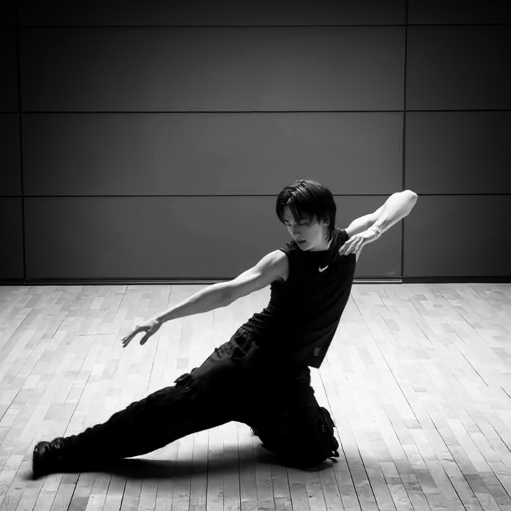 Recent activity shot of Hyunjin (Stray Kids)