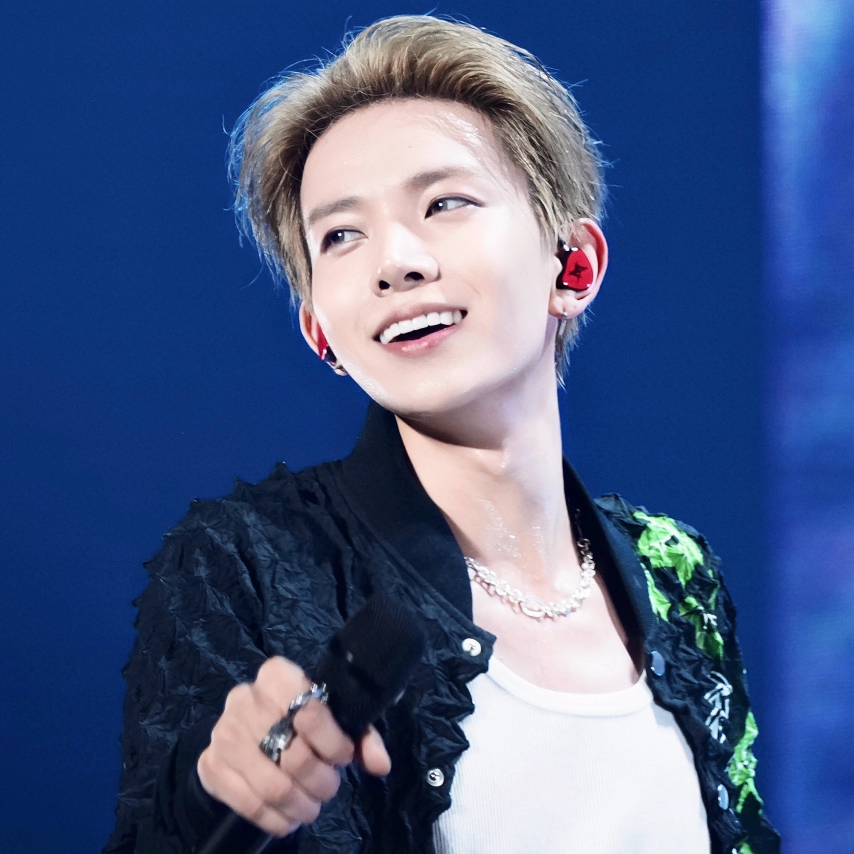 Foto terbaru Heeseung (ENHYPEN)