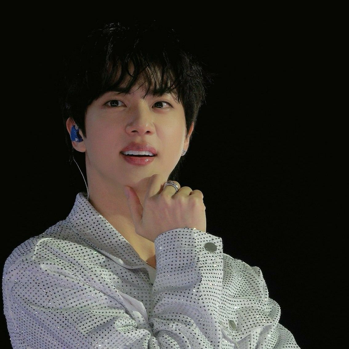 진 (방탄소년단) 최근 활동샷