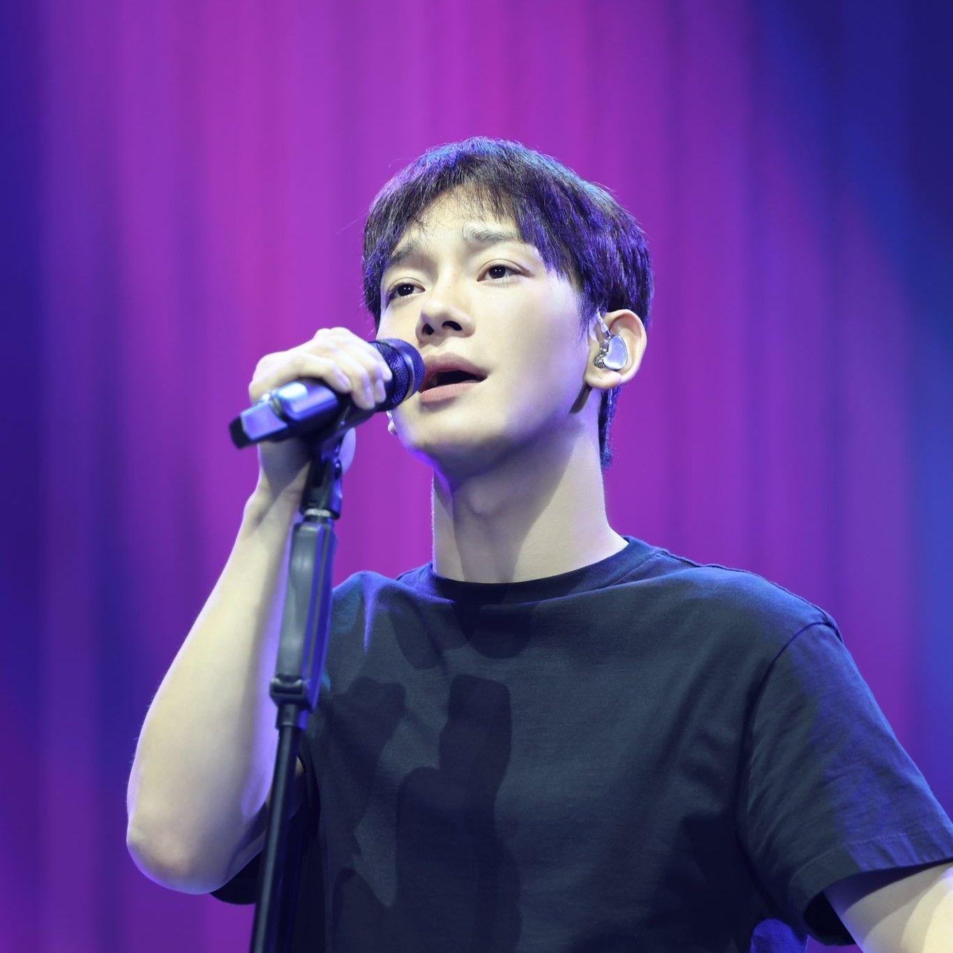 Latest photo of Chen (EXO)