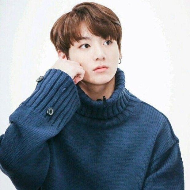 Foto aktivitas terbaru Jungkook (BTS)