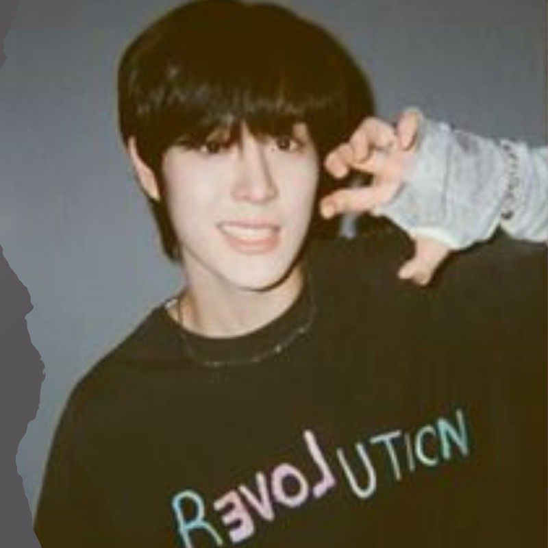Behind-the-scenes cut of Ziwoo