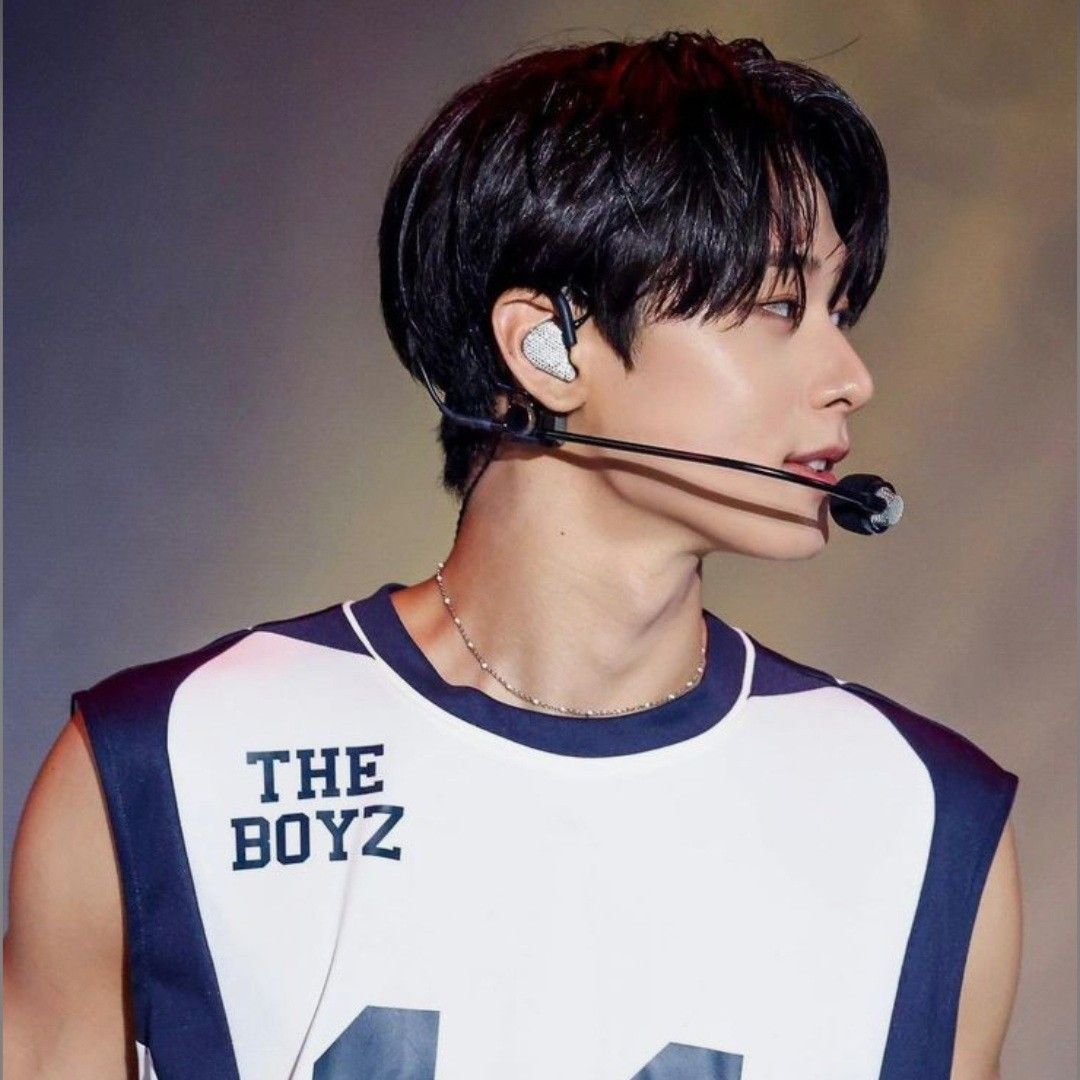 Recent activity shot of Juyeon (THE BOYZ)