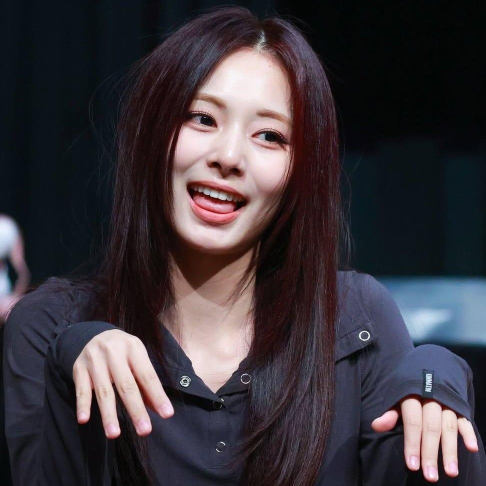 쯔위 (TWICE)의 비하인드 컷