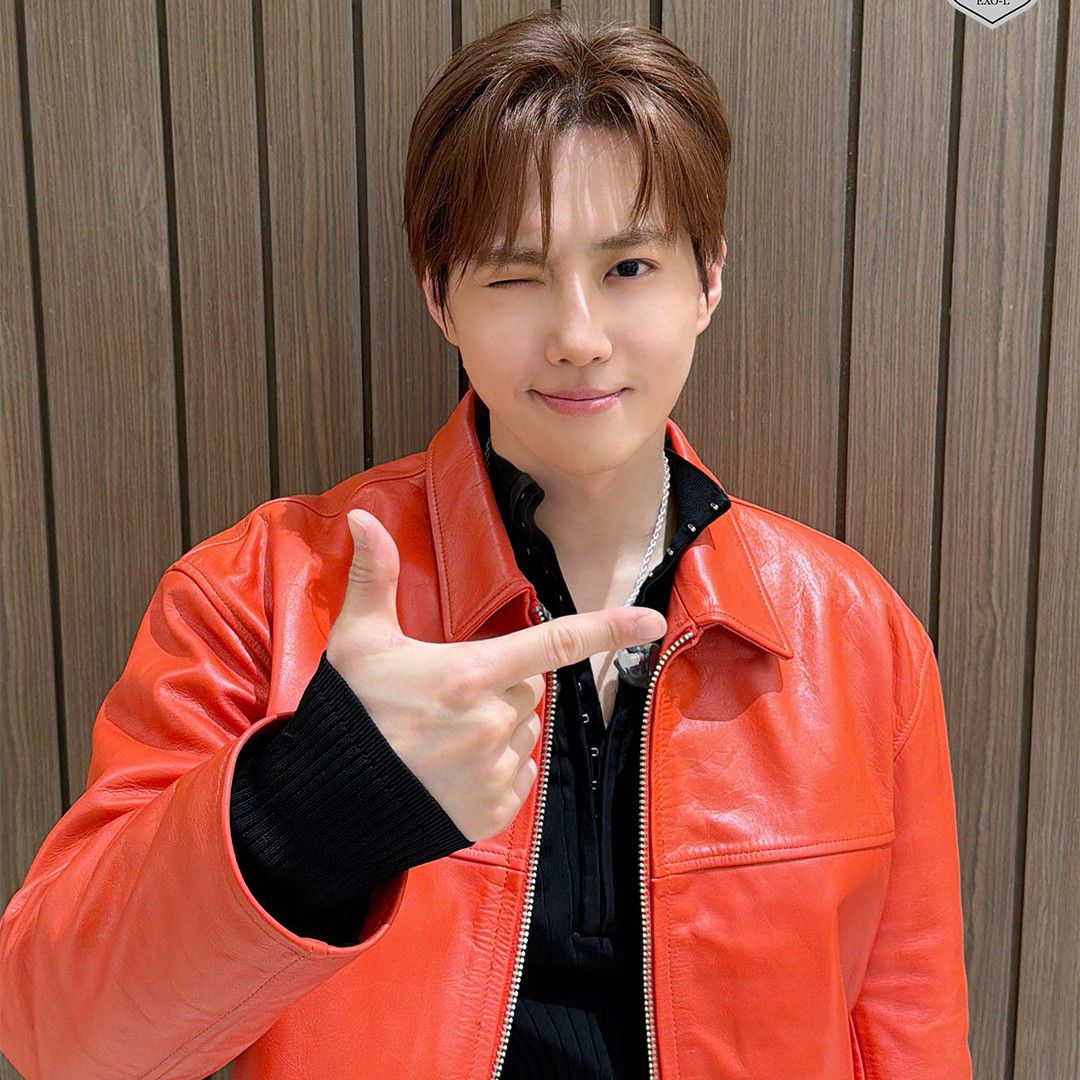 A moment captured by Suho (EXO)'s fan