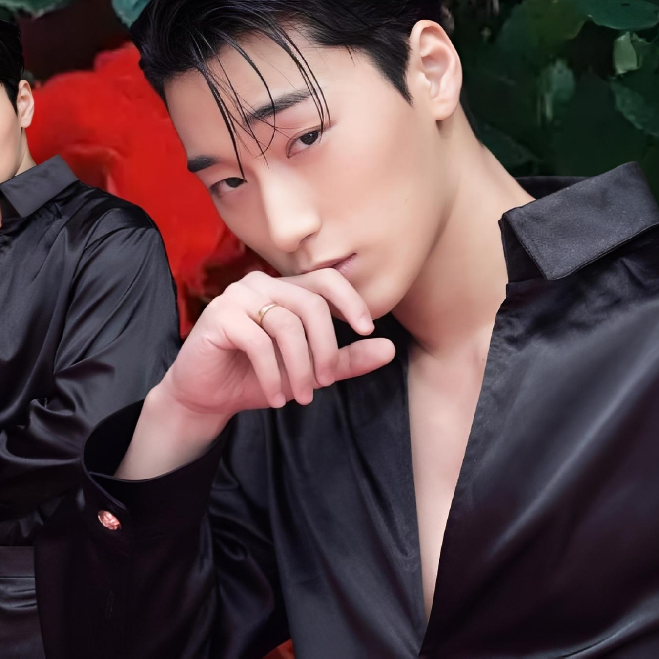 Behind-the-scenes cut of San (ATEEZ)