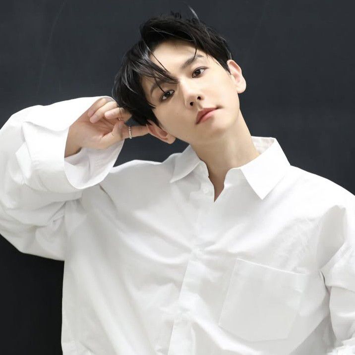 백현 (EXO) 최근 활동샷
