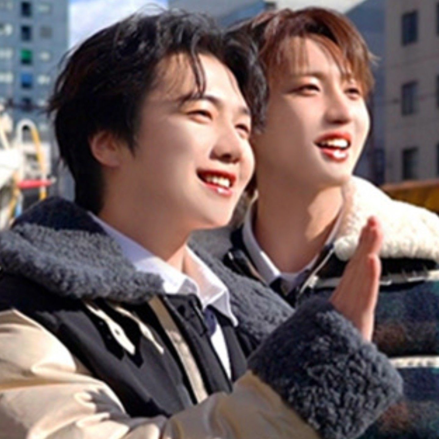 A moment captured by Jinho (PENTAGON)'s fan