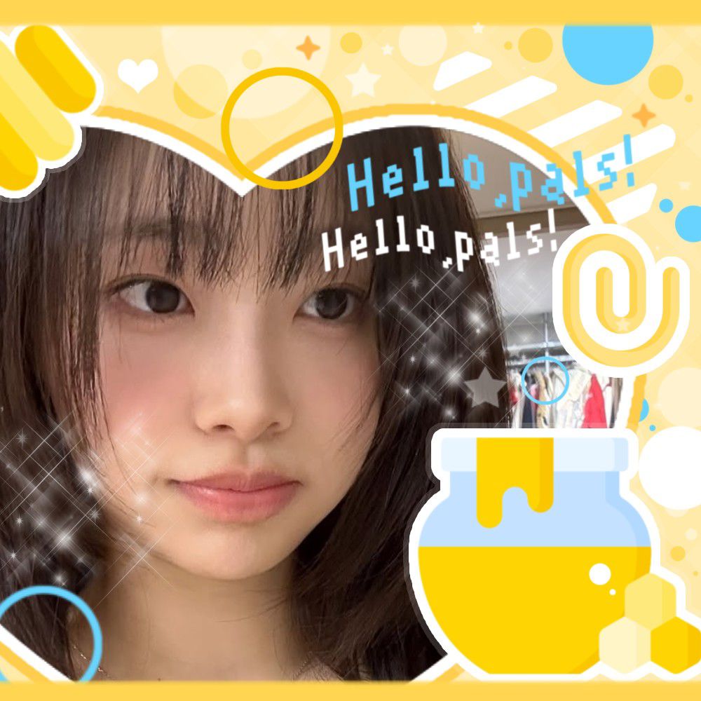 Latest photo of Chuu