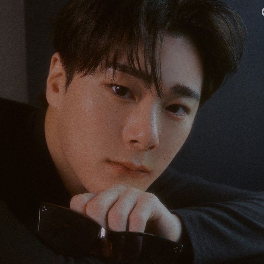 A moment captured by Moonbin (ASTRO)'s fan