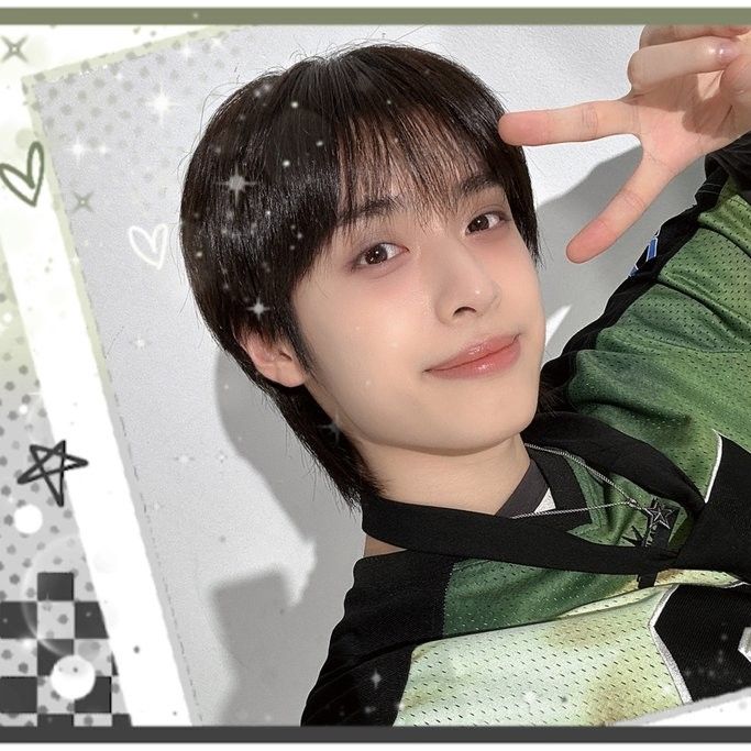 Recent activity shot of Gaon (Xdinary Heroes)