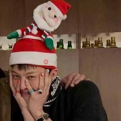 Latest photo of G-DRAGON (BIGBANG)